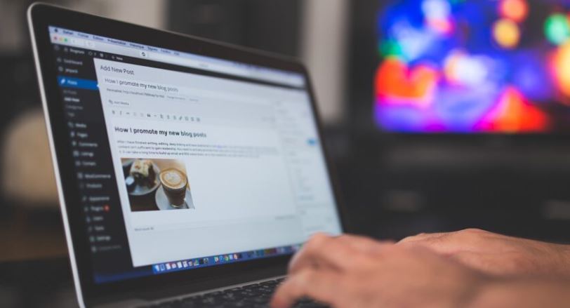 What Makes a Good Website Builder